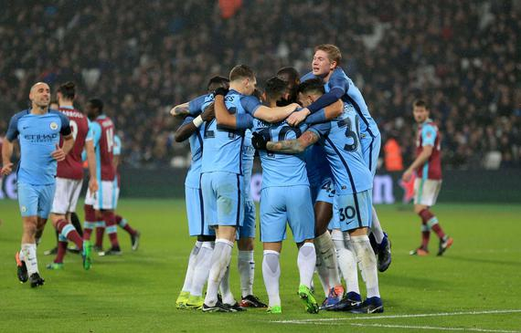 法比奥在背 法比奥在背